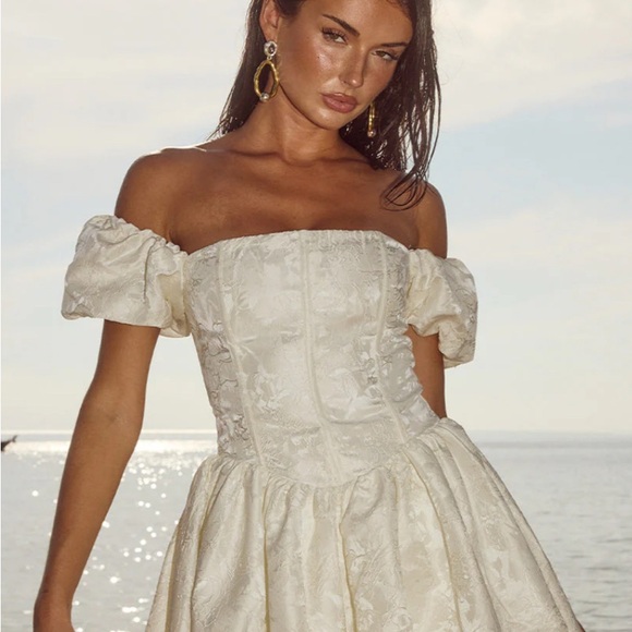 Eloide mini dress Off-Shoulder Ivory Jacquard Dress JAUS - Picture 2 of 4